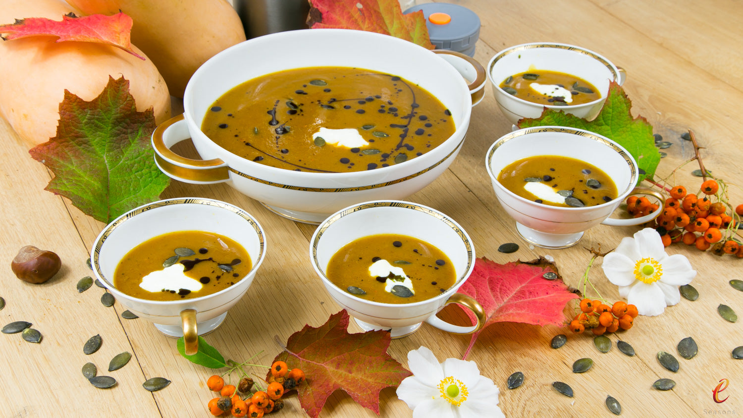 Autumnal Spicy Pumpkin Soup with Roasted Vegetables